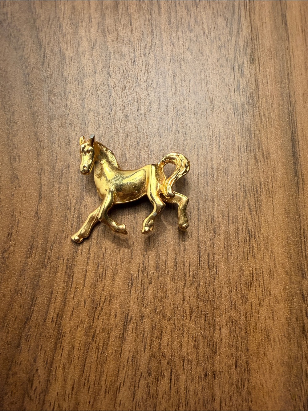 Gold Tone Horse Decorative Accent Brooch